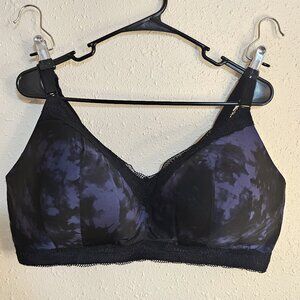 Torrid Wire Free Blue with Black Lace Detail Bra 42DDD